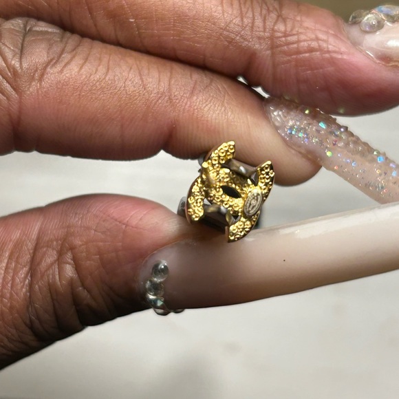 Amber - Picture 11 of 17